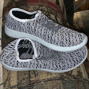 Qupid Size 8 NEW shoes